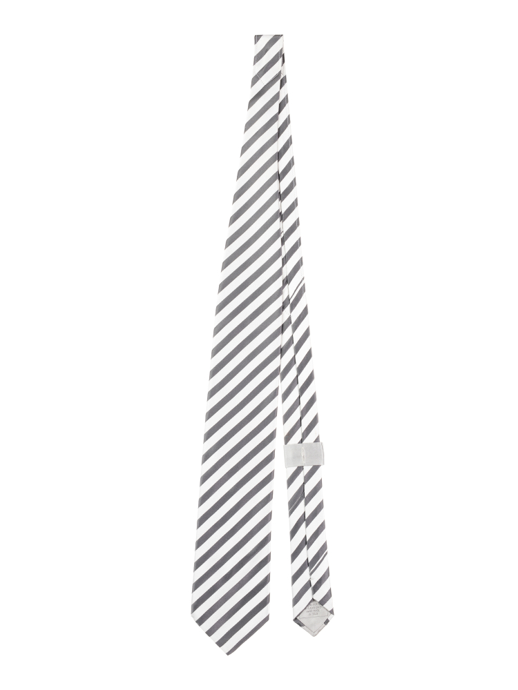 2000000260440_1